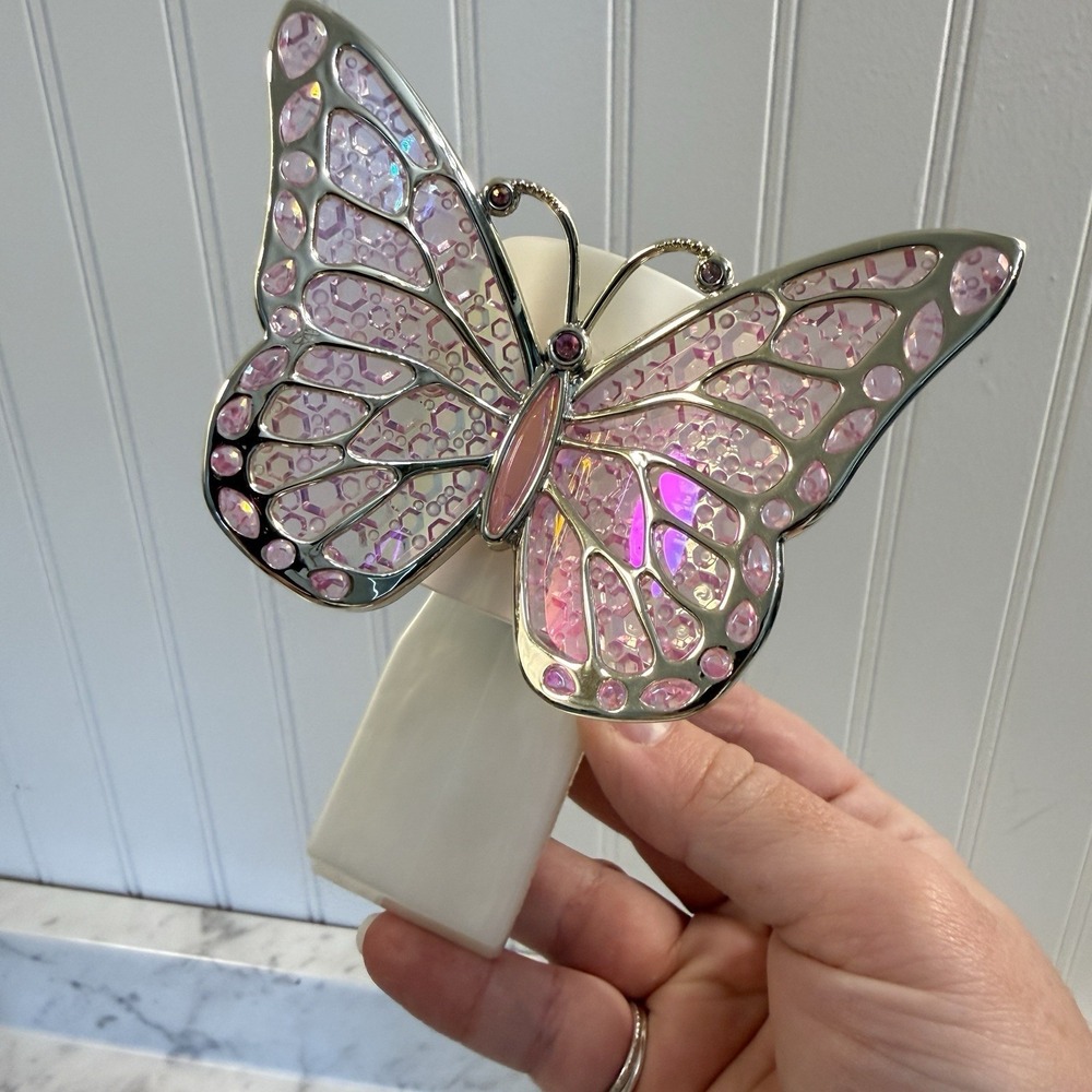 Bath & Body Works Pink Iridescent Gem Butterfly Wallflower Wall Plug In Light Up - Picture 2 of 6